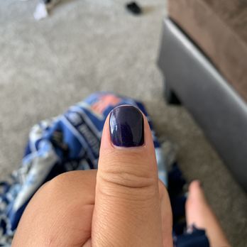 UT Nails & Spa - She started out round then went to square - Nail Salons Near Me - San Diego, California UT Nails & Spa - She started out round then went to square - Nail Salons Near Me - San Diego, California