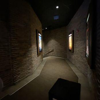 CMX CinéBistro Waverly Place - Hallway to the theater - Cinema Near Me - Cary, North Carolina CMX CinéBistro Waverly Place - Hallway to the theater - Cinema Near Me - Cary, North Carolina