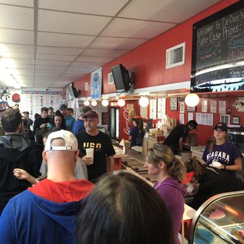 De Dee's Dairy - Ice Cream & Frozen Yogurt Near Me - Niagara Falls, New York De Dee's Dairy - Ice Cream & Frozen Yogurt Near Me - Niagara Falls, New York
