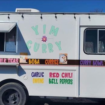 Yim Curry - a food truck parked in a parking lot - Food Trucks Near Me - Ottawa, Illinois
