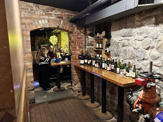 The Earle Restaurant by null