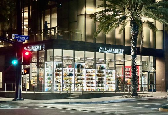 Harbor Market by null