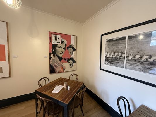 Jackman & McRoss by null