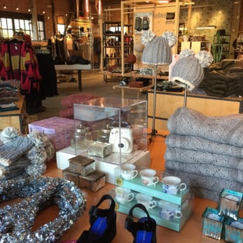 Urban Outfitters 31 bilder & 48 anmeldelser Herreklær Urban Outfitters 31 bilder & 48 anmeldelser Herreklær