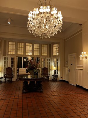 The University Club of Saint Paul by null