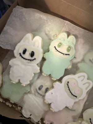 Rise Cupcakes by null