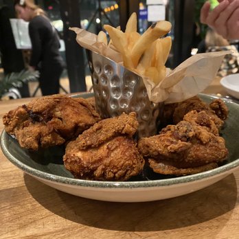 Avenida Restaurant - Filipino Near Me - San Mateo, California