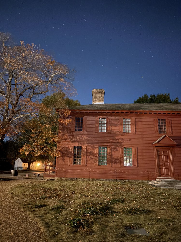 Colonial Williamsburg Merchants Square Ticket Office