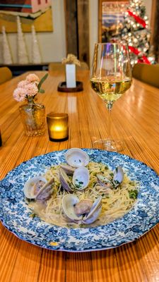 The Black Twig by null