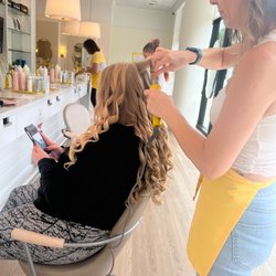 Drybar - Virginia Beach - Cosmo hair style