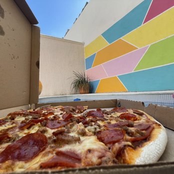 Messina's - Pizza Near Me - Mérida, YUC