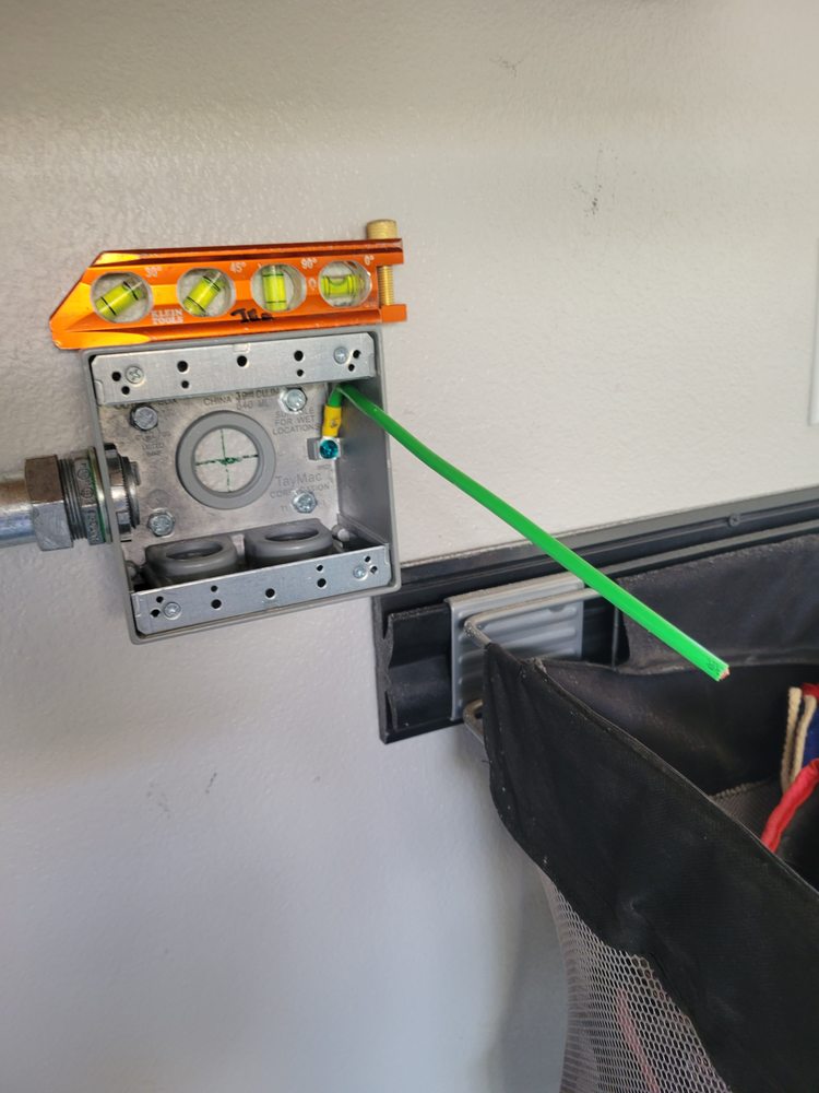 Slide of Greentree Electrical Services