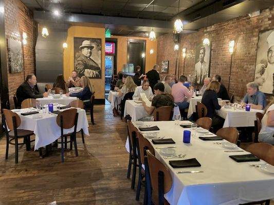 Iozzo's Garden of Italy by null