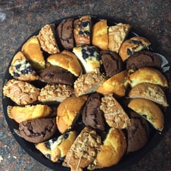Nonnas Kitchen and Deli - Fresh muffins!