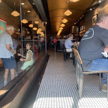 PULLMAN BAR & DINER - 634 Photos & 648 Reviews - 17 S Dubuque St, Iowa