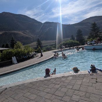 Yellowstone Hot Springs - Pools in view - Hot Springs Near Me - Gardiner, Montana Yellowstone Hot Springs - Pools in view - Hot Springs Near Me - Gardiner, Montana