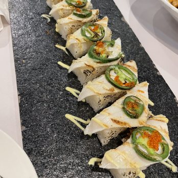 Wind Japanese & Thai - Butterfish Oshizushi 8 pieces - Sushi Bars Near Me - Mississauga, Ontario Wind Japanese & Thai - Butterfish Oshizushi 8 pieces - Sushi Bars Near Me - Mississauga, Ontario