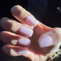 Mennie Nails & Spa