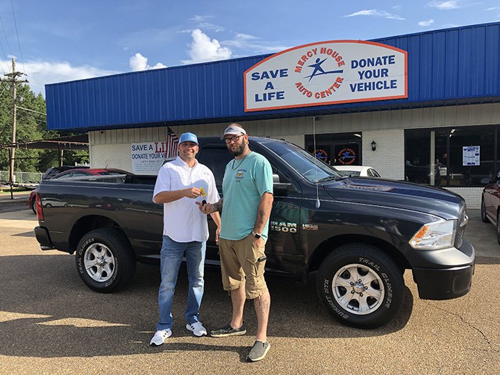 MERCY HOUSE AUTO CENTER Updated September 2024 22 Photos 1164 S
