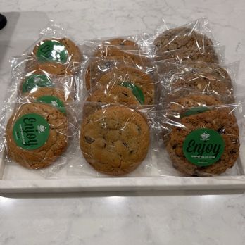 Simply Salad - Cookies! So good, kinda pricey but made with good ingredients - Salad Near Me - Hawthorne, California Simply Salad - Cookies! So good, kinda pricey but made with good ingredients - Salad Near Me - Hawthorne, California