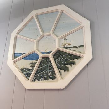 High Tide - Decoration - Diners Near Me - Winthrop, Massachusetts