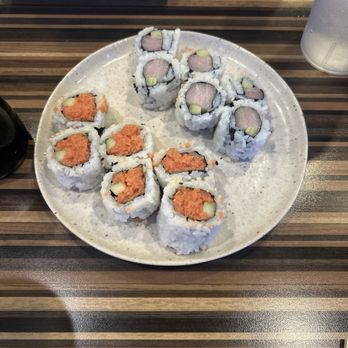 Kumo Sushi - SPICY TUNA ROLL and YELLOWTAIL ROLL - Sushi Bars Near Me - Phoenix, Arizona Kumo Sushi - SPICY TUNA ROLL and YELLOWTAIL ROLL - Sushi Bars Near Me - Phoenix, Arizona