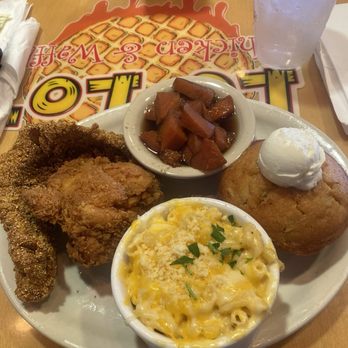 Lo-Lo's Chicken & Waffles - Mix It Up One Piece of Fish & One Piece Of Chicken W/Mac & cheese, Candy Sweets ,One CornBread Muffin - Southern Near Me - Phoenix, Arizona Lo-Lo's Chicken & Waffles - Mix It Up One Piece of Fish & One Piece Of Chicken W/Mac & cheese, Candy Sweets ,One CornBread Muffin - Southern Near Me - Phoenix, Arizona