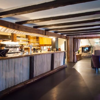 La Pastourelle - French Near Me - Larringes, 74