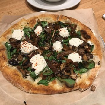 True Food Kitchen - Spinach & Mushroom Pizza (Seasonal) - New American Near Me - Arlington, Virginia True Food Kitchen - Spinach & Mushroom Pizza (Seasonal) - New American Near Me - Arlington, Virginia