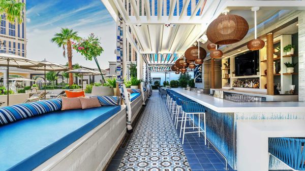 Spritz Restaurant & Bar by null