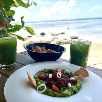 Malecón 21 - Green juice + guac - Mexican Near Me - Mahahual, ROO