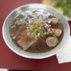 PhoHolic Taste of Vietnam - Special pho