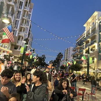 Burger Lounge - Burgers Near Me - San Diego, California Burger Lounge - Burgers Near Me - San Diego, California