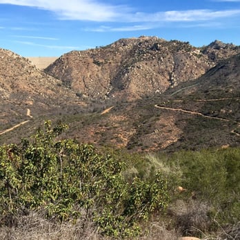 Lake Poway Trail - The Lake Poway trail - Hiking Near Me - Lake Poway, California Lake Poway Trail - The Lake Poway trail - Hiking Near Me - Lake Poway, California