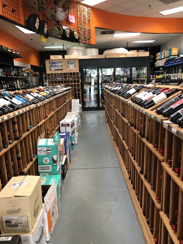 CHEERS WINES & LIQUOR Updated August 2024 19 Photos & 14 Reviews