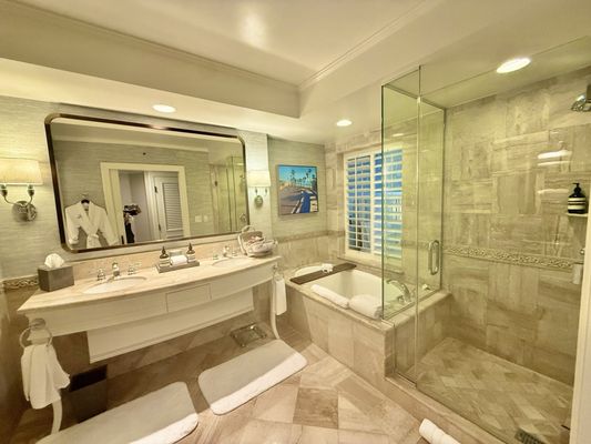 Fairmont Breakers Long Beach by null