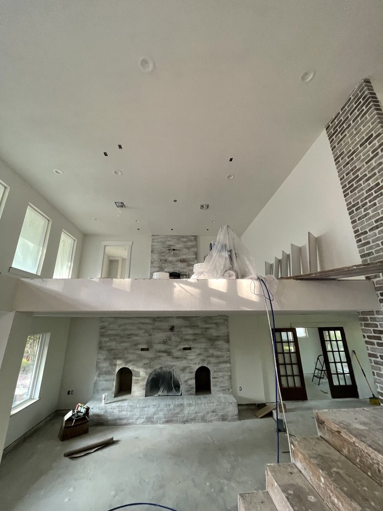 Slide of Texas Building & Roofing