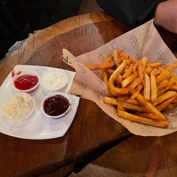 Black Sheep - Burgers Near Me - Springfield, Missouri