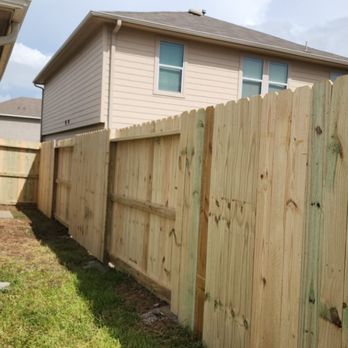 Construction Life - Fences & Gates Near Me - Houston, Texas