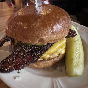 Au Cheval - Single Cheeseburger - Bars Near Me - Chicago, Illinois