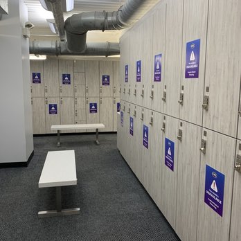 Lakeview Athletic Club - Social distancing locker room - Gyms Near Me - Chicago, Illinois Lakeview Athletic Club - Social distancing locker room - Gyms Near Me - Chicago, Illinois