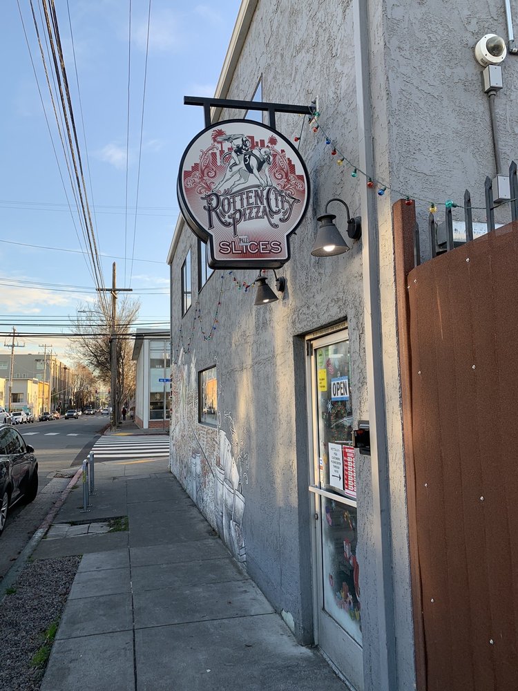 Rotten City Pizza