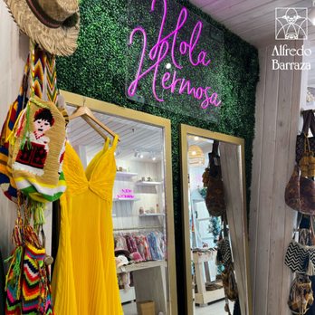 Alfredo Barraza Boutique - Women's Clothing Near Me - Jupiter, Florida Alfredo Barraza Boutique - Women's Clothing Near Me - Jupiter, Florida