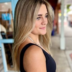 Beach Shack Hair Salon - Blonde caramel full transformation by Anya
