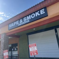 Vape Smoke Universe - Chula Vista - Here at 9:05 am on August 21st and not open on time