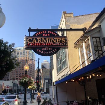Carmine's - Italian Near Me - Chicago, Illinois
