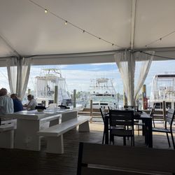 Zeke's Restaurant
