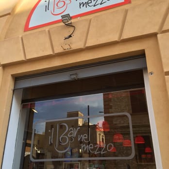 Il Bar nel Mezzo - Very nice place to have coffee and a something sweet. - Bars Near Me - Trapani, TP Il Bar nel Mezzo - Very nice place to have coffee and a something sweet. - Bars Near Me - Trapani, TP