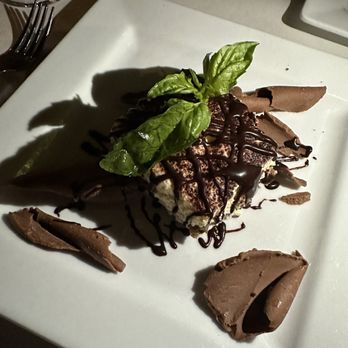 It's Italian Cucina - **Tiramisu - Wine Bars Near Me - Austin, Texas