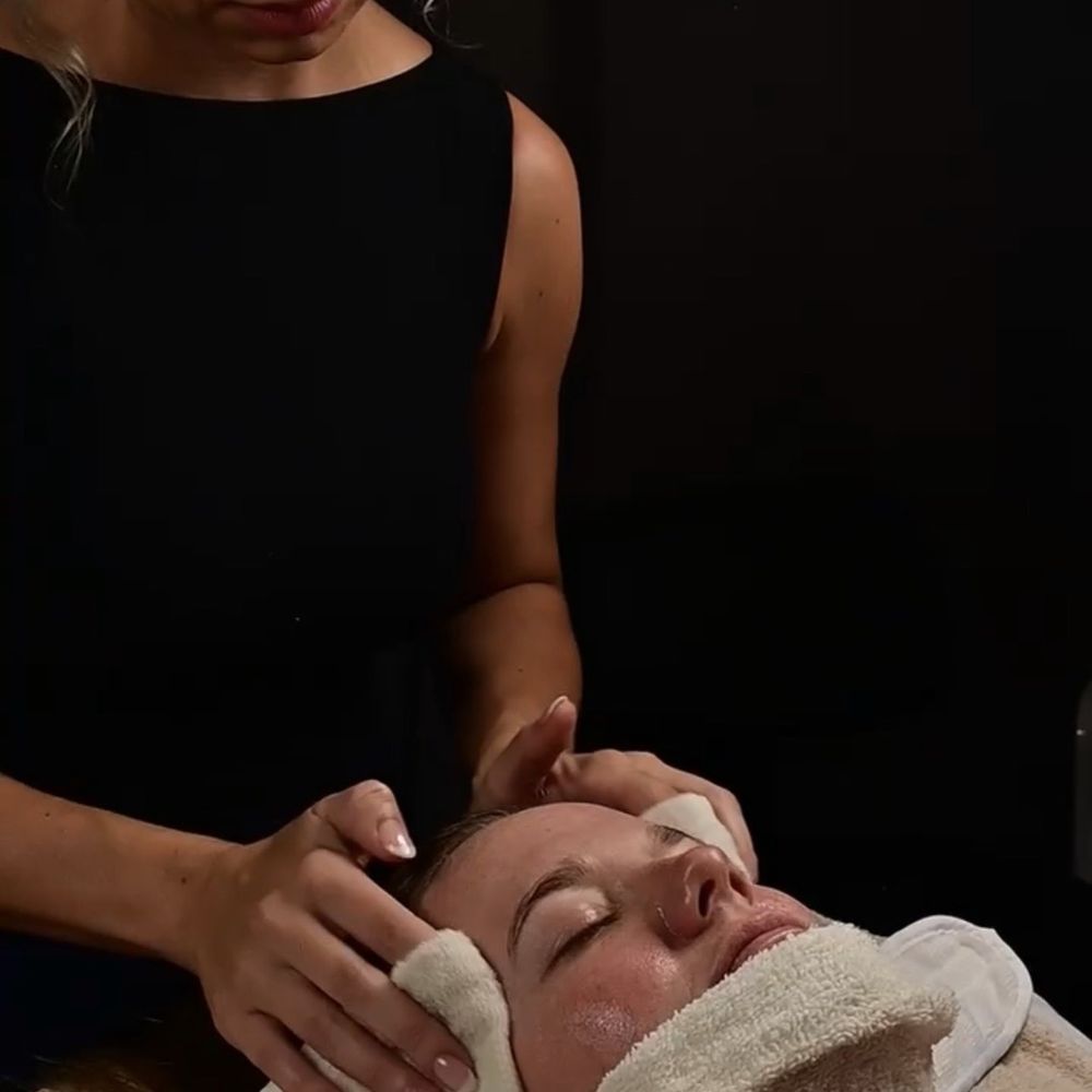 Contoura Medspa - Mallory giving my facial - Medical Spas Near Me - Alpharetta, Georgia